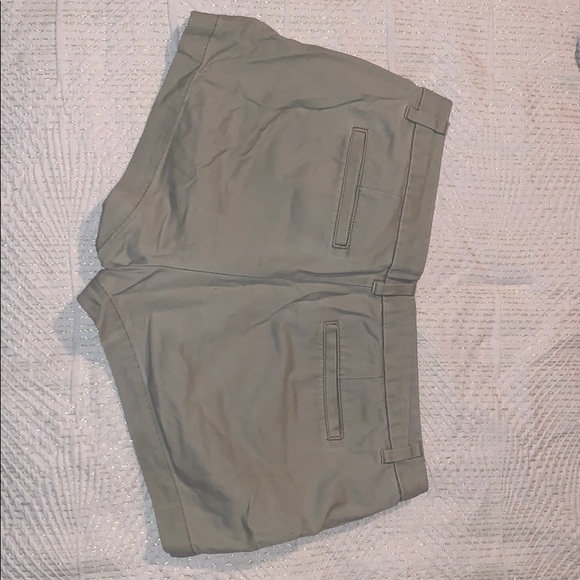 Shorts - Picture 2 of 4